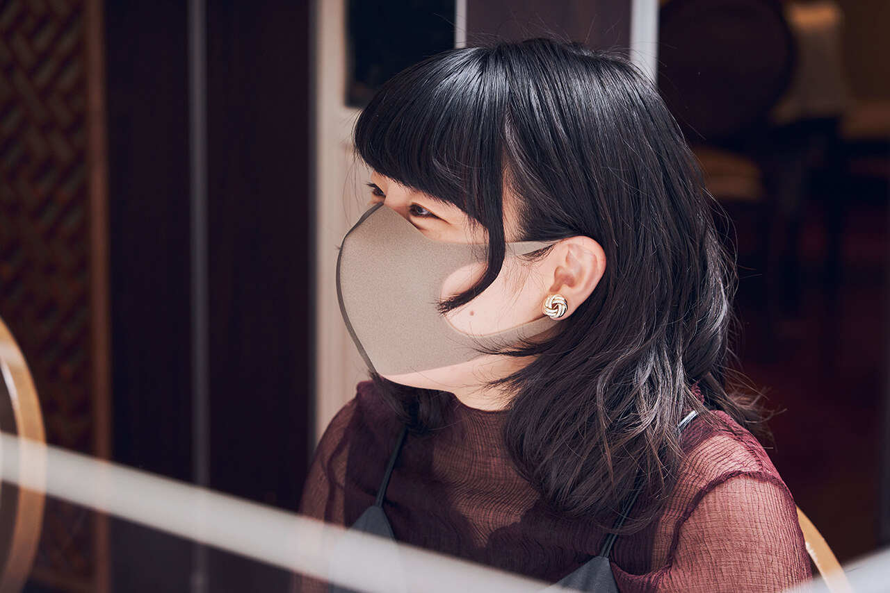 三品万麻紗